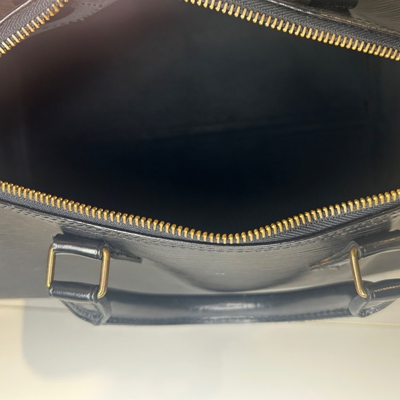AUTHENTIC LOUIS VUITTON BLACK EPI SPEEDY 30 - Picture 3 of 4